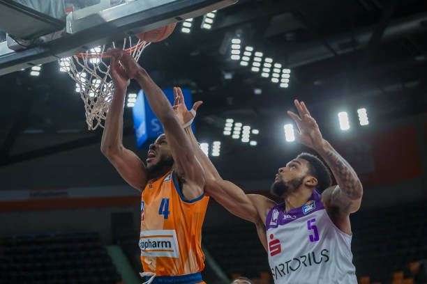 冷静发挥的 冷静发挥的