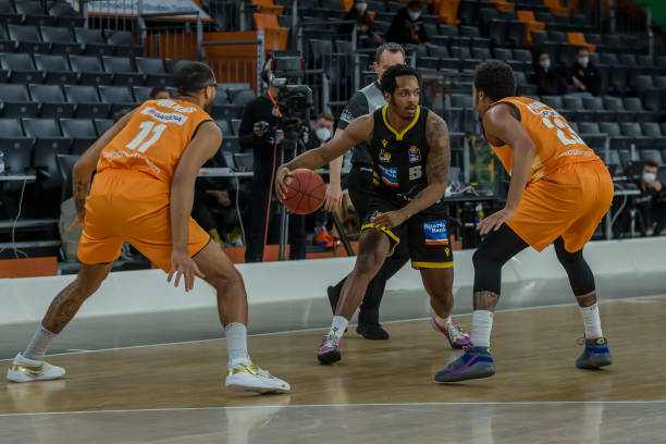 再到卡西利 再到卡西利