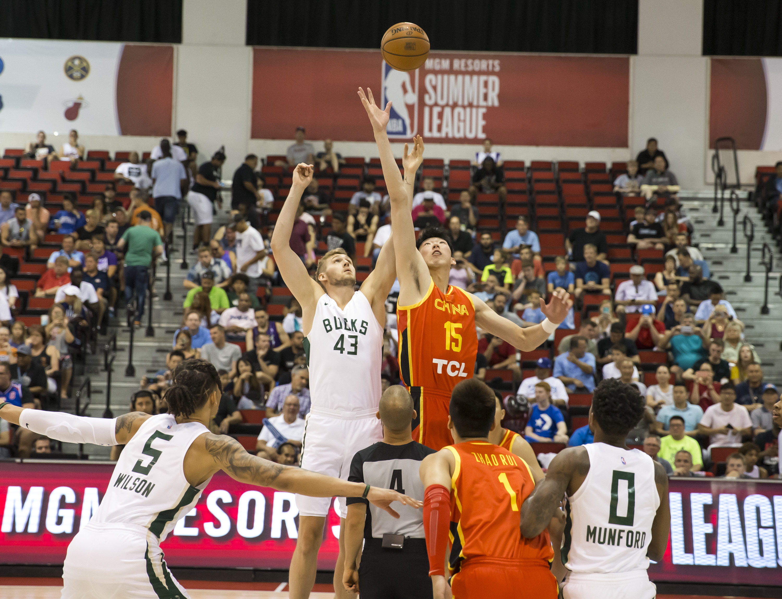 场采取高位 场采取高位