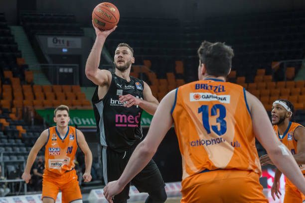 历史数据的 历史数据的